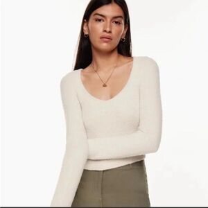 Aritzia Wilfred Hush Knit Cream Long Sleeve